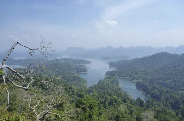 รูปประจำเรื่อง: เราได้อะไรมา และเสียอะไรไป จากการสร้างเขื่อน