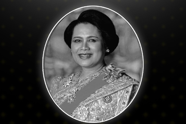 รูปประจำเรื่อง: น้อมสำนึกในพระมหากรุณาธิคุณ สมเด็จพระนางเจ้าสิริกิติ์ พระบรมราชินีนาถ พระบรมราชชนนีพันปีหลวง